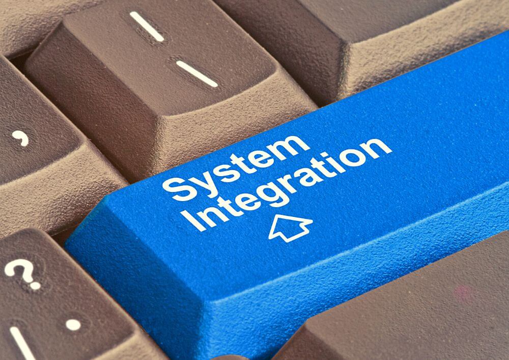 Na czym polega integracja Salesforce z systemami IT?